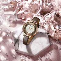 New CURREN Woman Watch Top Luxury Brand Elegant Ladies Quartz Wristwatches with Leather Strap Charming Design Girl Clock