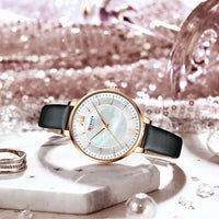 New CURREN Woman Watch Top Luxury Brand Elegant Ladies Quartz Wristwatches with Leather Strap Charming Design Girl Clock