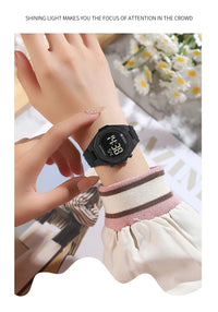 CURREN Woman Fashion Watches Fashion Sports Watch Silicone Strap 3ATM Waterproof Time Display Women's LED Digital Watch Gift