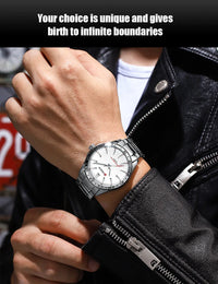 CURREN 8452 Men Quartz Watch Simple Fashion Leisure Business Clock Black Silvery Stainless Steel Strap Wristwatch for Male