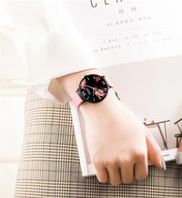 CURREN Women Watch Top Brand Luxury Gold Female Waterproof Clock Mesh Stainless Steel Bracelet Flower Ladies Wristwatch 9059