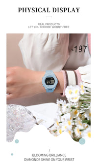 CURREN Woman Fashion Watches Fashion Sports Watch Silicone Strap 3ATM Waterproof Time Display Women's LED Digital Watch Gift