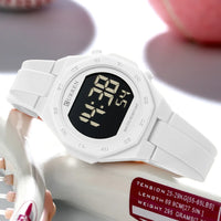 CURREN Woman Fashion Watches Fashion Sports Watch Silicone Strap 3ATM Waterproof Time Display Women's LED Digital Watch Gift