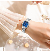 CURREN Elegant Fashion Women's Watches Luxury Brand Original Quartz Watch for Ladies Waterproof Stainless Steel Luminous Date
